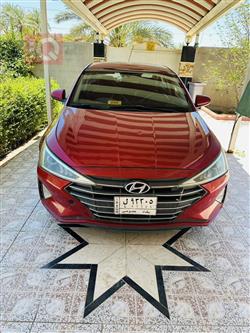هیوندای ئەلەنترا
